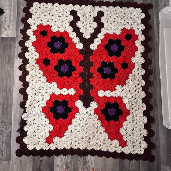 Vintage Handmade Crochet Floral Granny Square Afghan Throw Blanket 56x46